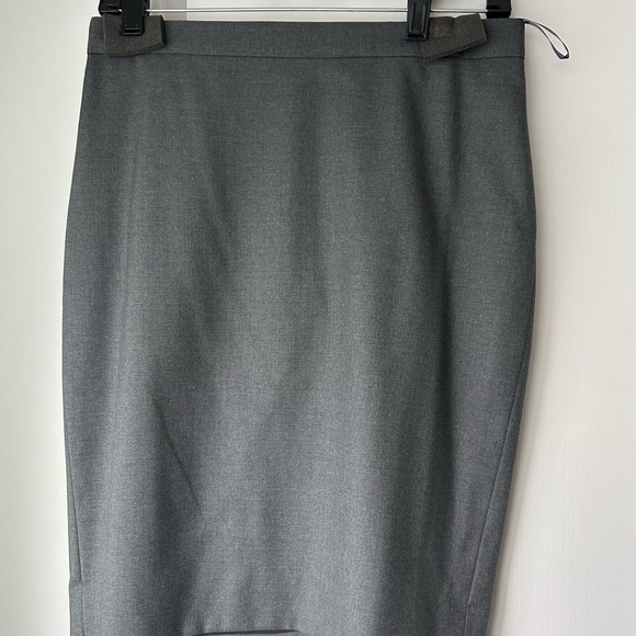 J.Crew No. 2 Pencil skirt in 100% Gray Wool - Picture 1 of 6